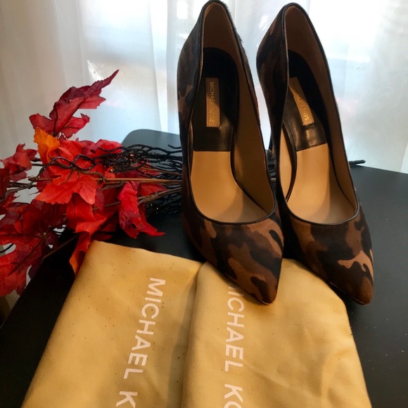 🔥🍁EUC Michael Kors print heels-FAB!like new! 8.5 - Picture 2 of 8
